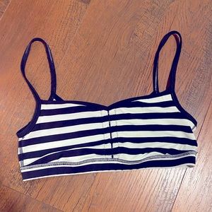 Lululemon teal/aquamarine workout bra with black stripes!